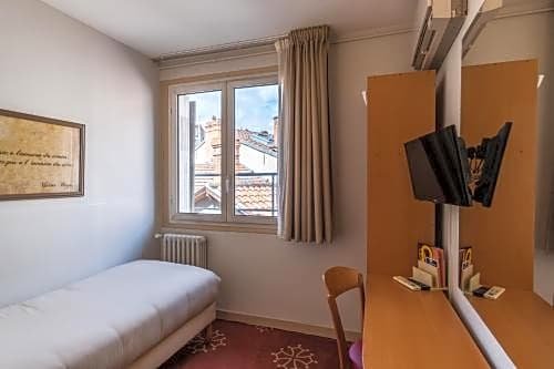 Фото Ours Blanc Victor Hugo