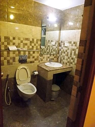 Фото The Majestic Crown