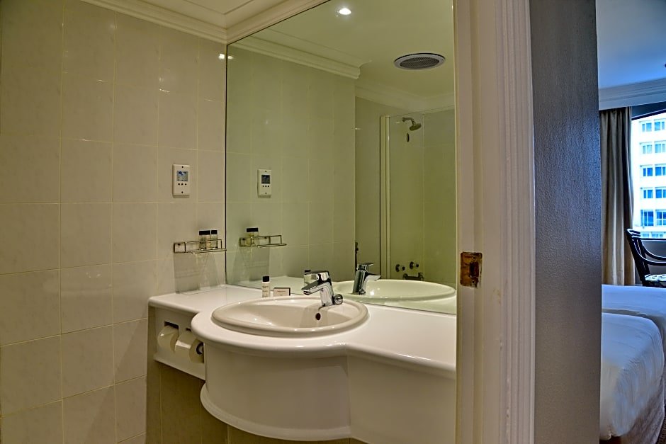 Фото Capetonian Hotel