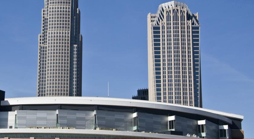 Фото Omni Charlotte Hotel