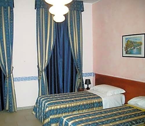 Фото Hotel Alessander