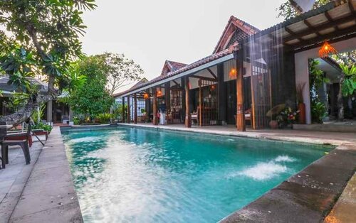 Гостиница Oyo 2587 Enfaza Guesthouse Syariah