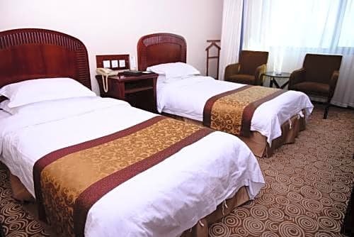 Фото Harbin Kunlun Hotel (Railway Station Museum)