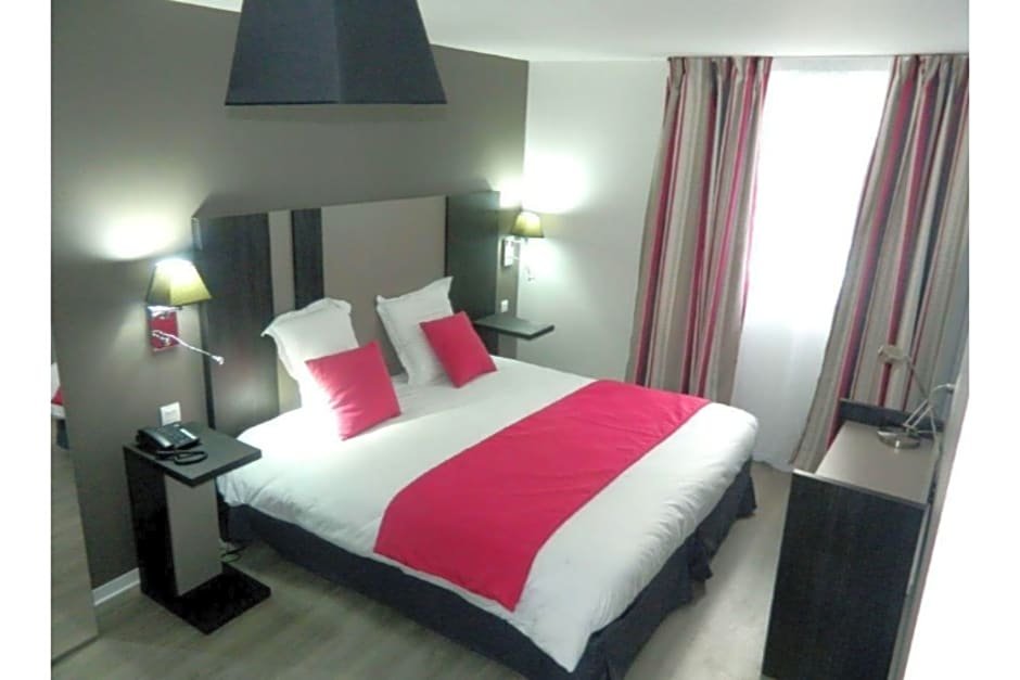 Фото Appart'hôtel Odalys City Dijon Centre Les Cordeliers