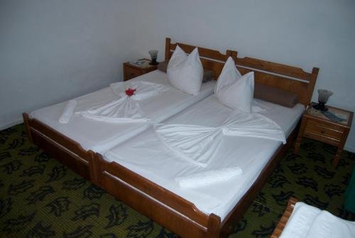 Фото Hotel Capitol