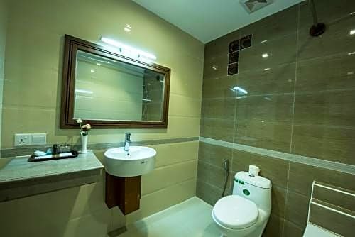 Фото Sky View Hotel