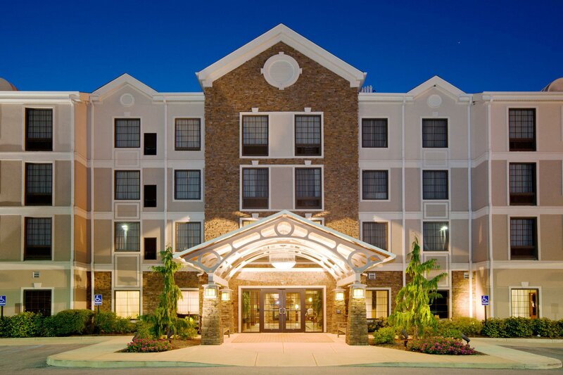 Гостиница Staybridge Suites Indianapolis-Airport, an Ihg Hotel