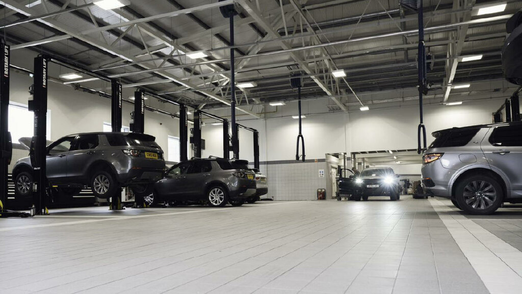 Car dealership Jaguar Service Centre Newport, Newport, photo
