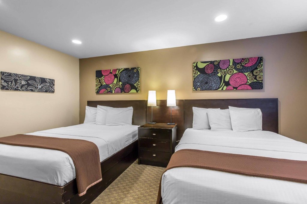 Фото Fairfield Inn & Suites by Marriott San Diego Pacific Beach