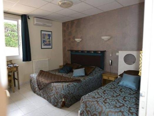 Фото Le Carry Hôtel