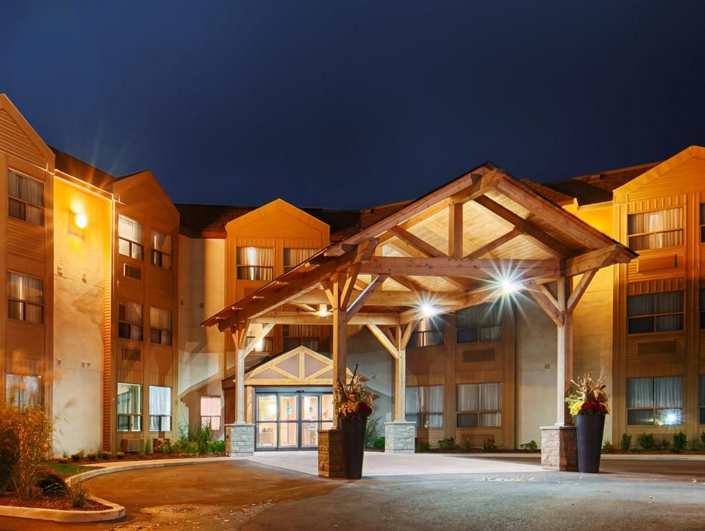 Фото Best Western Plus Rose City Suites