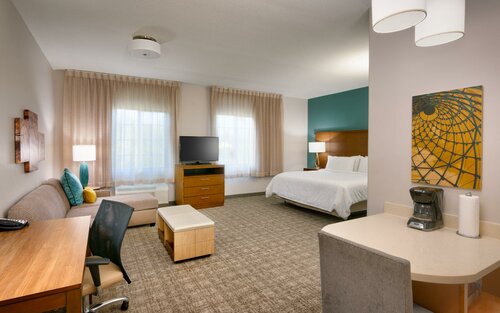 Гостиница Staybridge Suites Gainesville I-75, an Ihg Hotel в Гейнсвилле