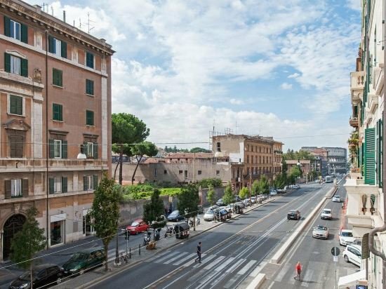 Гостиница Black Rooms Colosseo в Риме