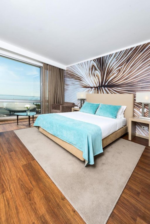 Фото Melia Lisboa Oriente