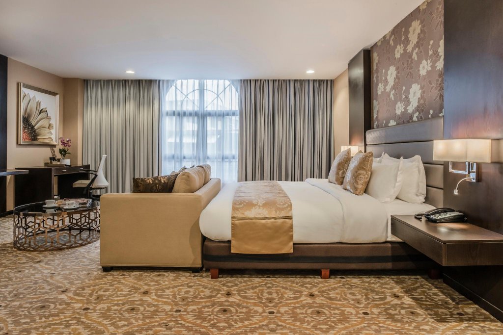 Фото Marcian Garden Hotel