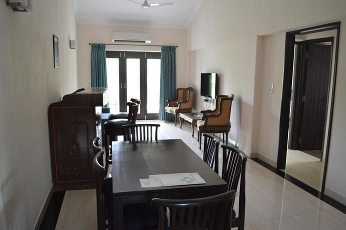 Фото Arotel Rooms & Suites