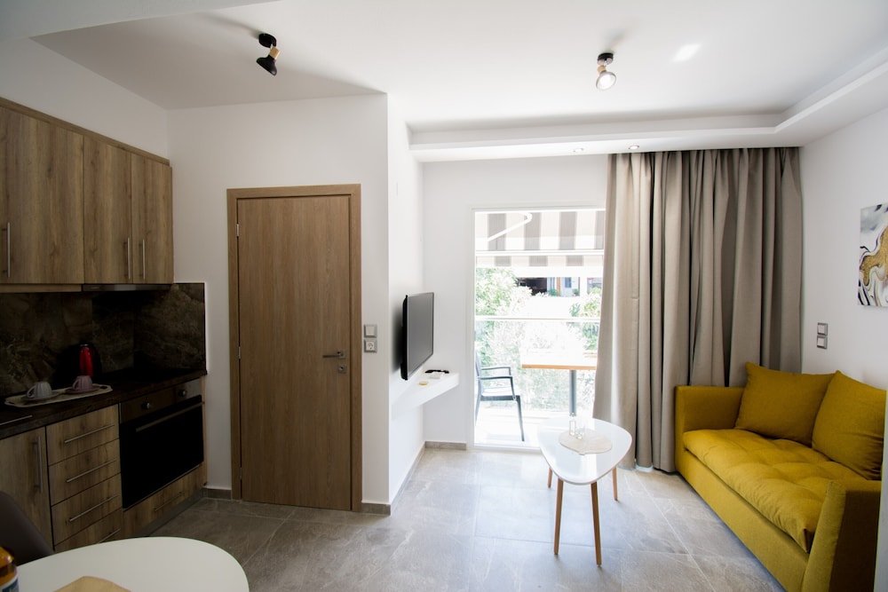 Фото Semes Luxury Apartments by Estia