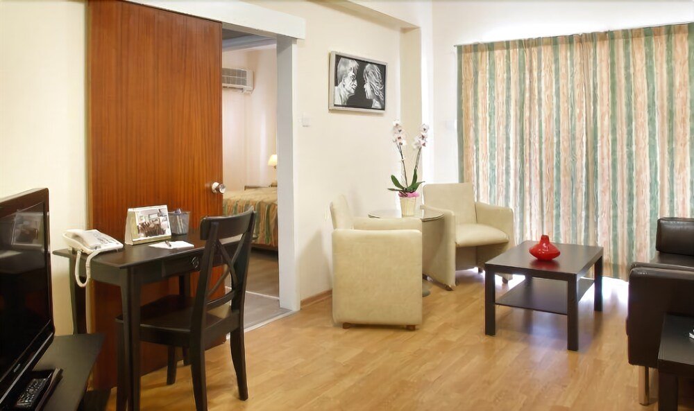 Фото Lordos Hotel Apartments