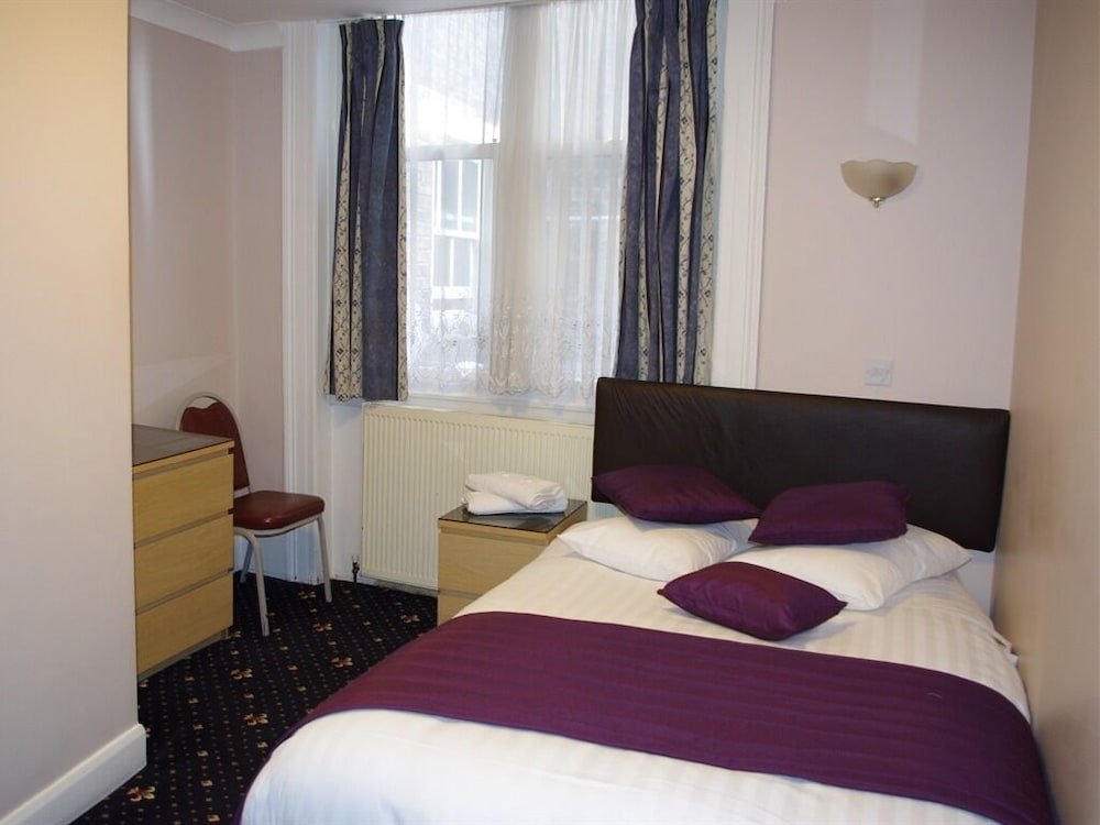 Фото Belmont Hotel