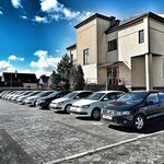 Vk (Podpolkovnika Emelyanova Street, 228), alquiler de coches