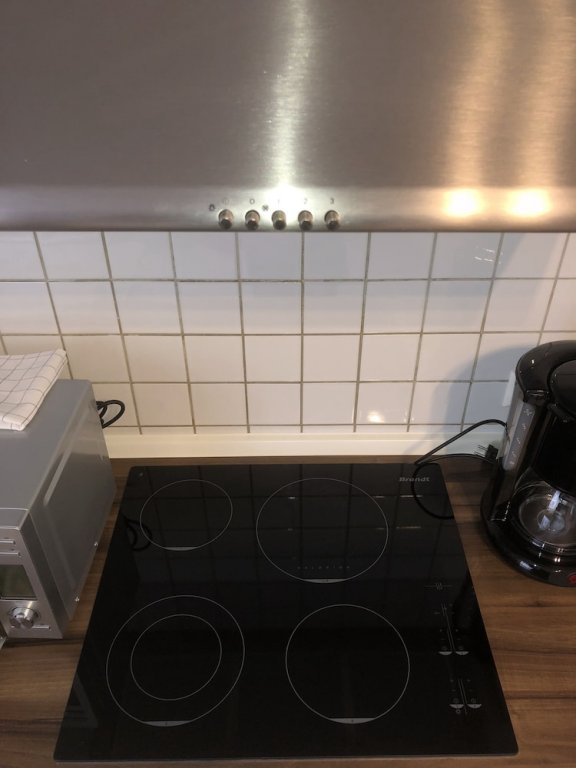 Фото Fewo Reutlingen Heinestrasse Dg