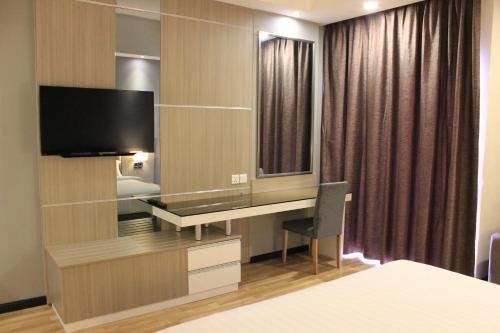 Фото Livingston Hotel