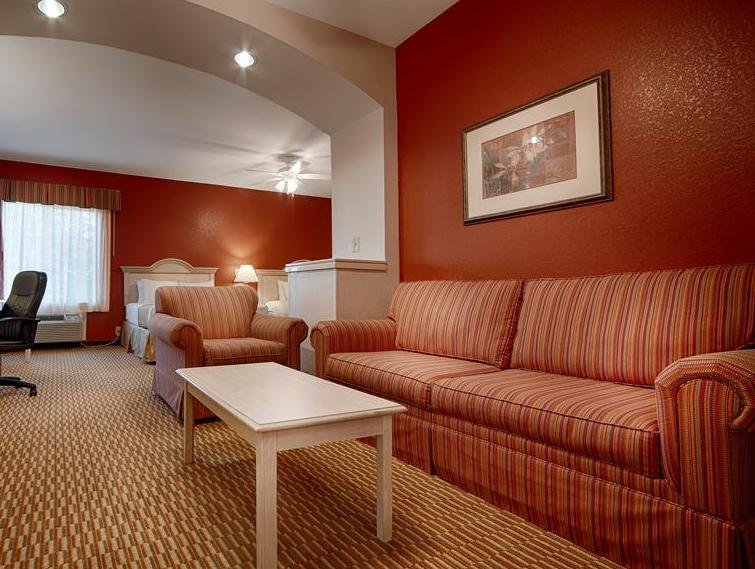 Фото Best Western Palo Duro Canyon Inn & Suites