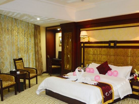 Фото Riverside Lidu Hotel Shaoguan