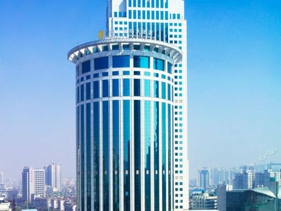 Гостиница Wuhan Jin Jiang International Hotel в Ухане
