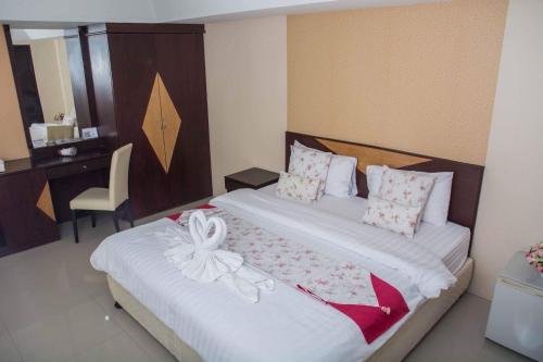 Фото Riski Residence Charoen Krung