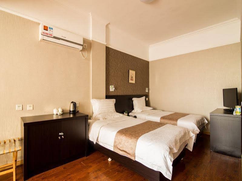 Фото Ramada Encore by Wyndham Qingdao Shinan