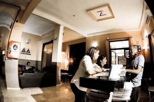 Фото Be Zaragoza Hostel