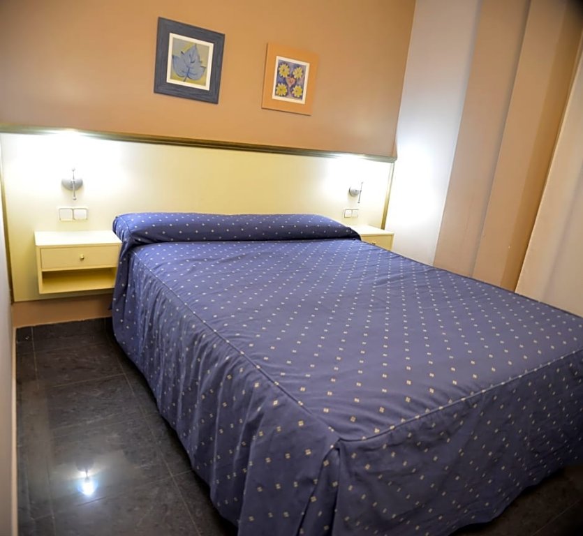 Фото Hotel Velilla