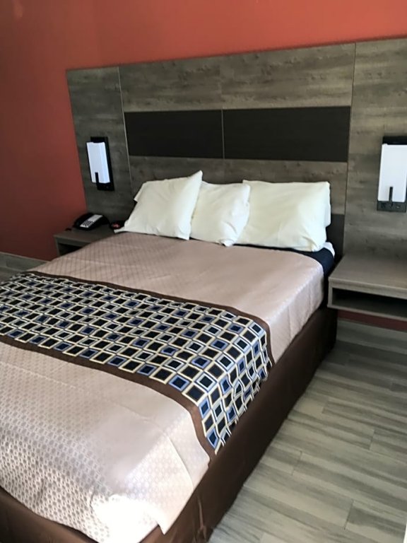 Фото Anthony's on the Beach