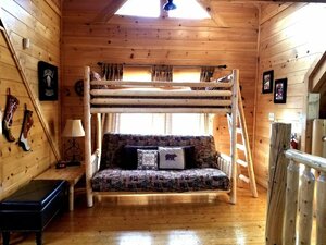 Amazing Grace - Two Bedroom Cabin