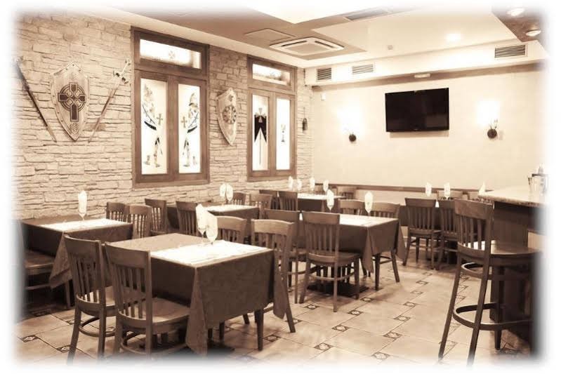 Фото Hotel Los Templarios