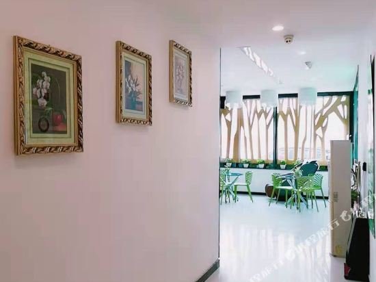 Фото Vatica TianJin NanKai Hardware Market West JieYuan Road Hotel