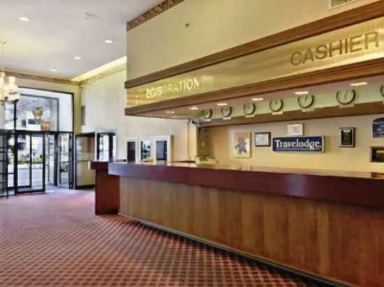 Фото Travelodge by Wyndham Downtown Chicago