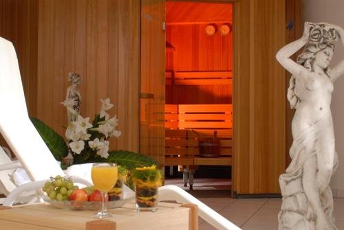 Фото Hotel Königin Olga