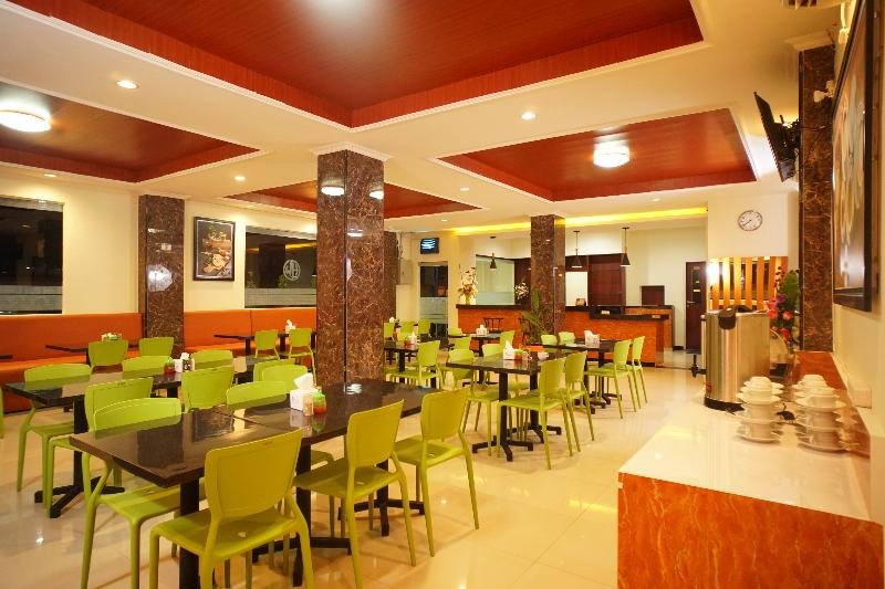 Фото Oyo 147 Hotel Winer