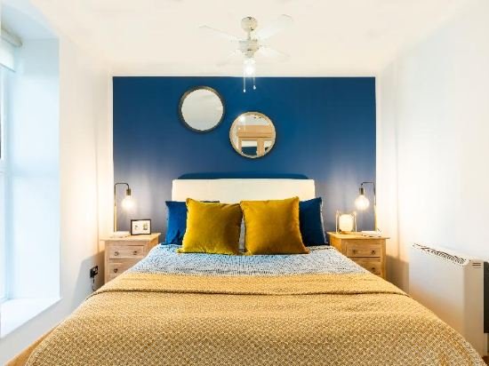 Фото 1 Bed Serviced Apartment near Blackfriars