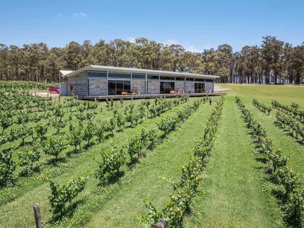 Фото The Longhouse - Suite 2