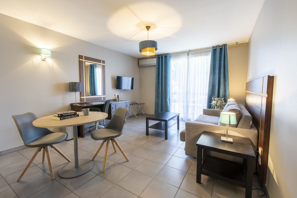 Фото Les Pins Galants