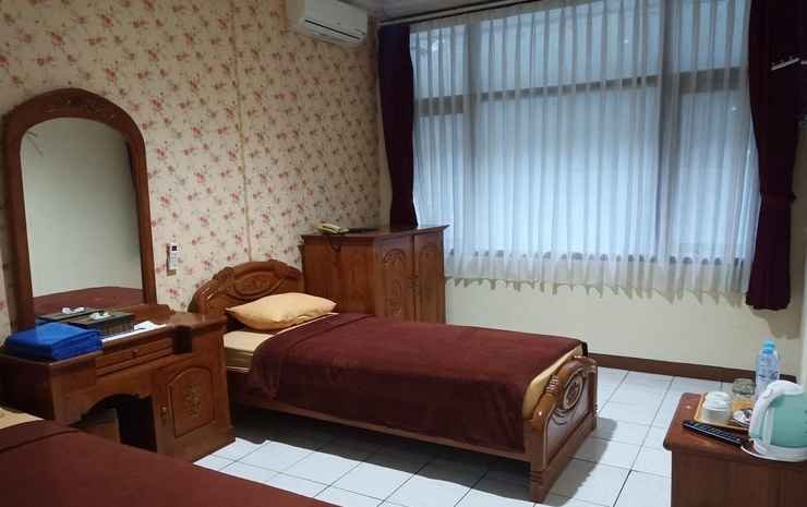 Фото Lingga Hotel