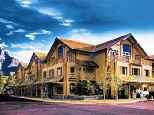 Гостиница Brewster's Mountain Lodge в Банффе