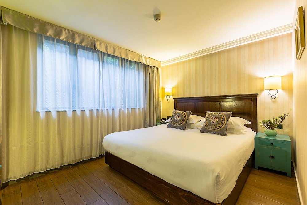 Фото Wuyang Boutique Hotel - Hefang Street