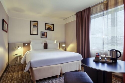 Гостиница Residence Mercure Paris la Defense Grande Arche в Нантере