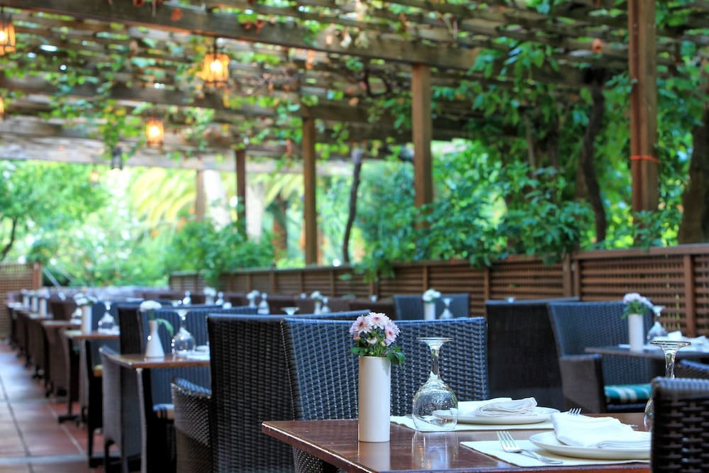 Фото Apollonia Beach Resort & SPA