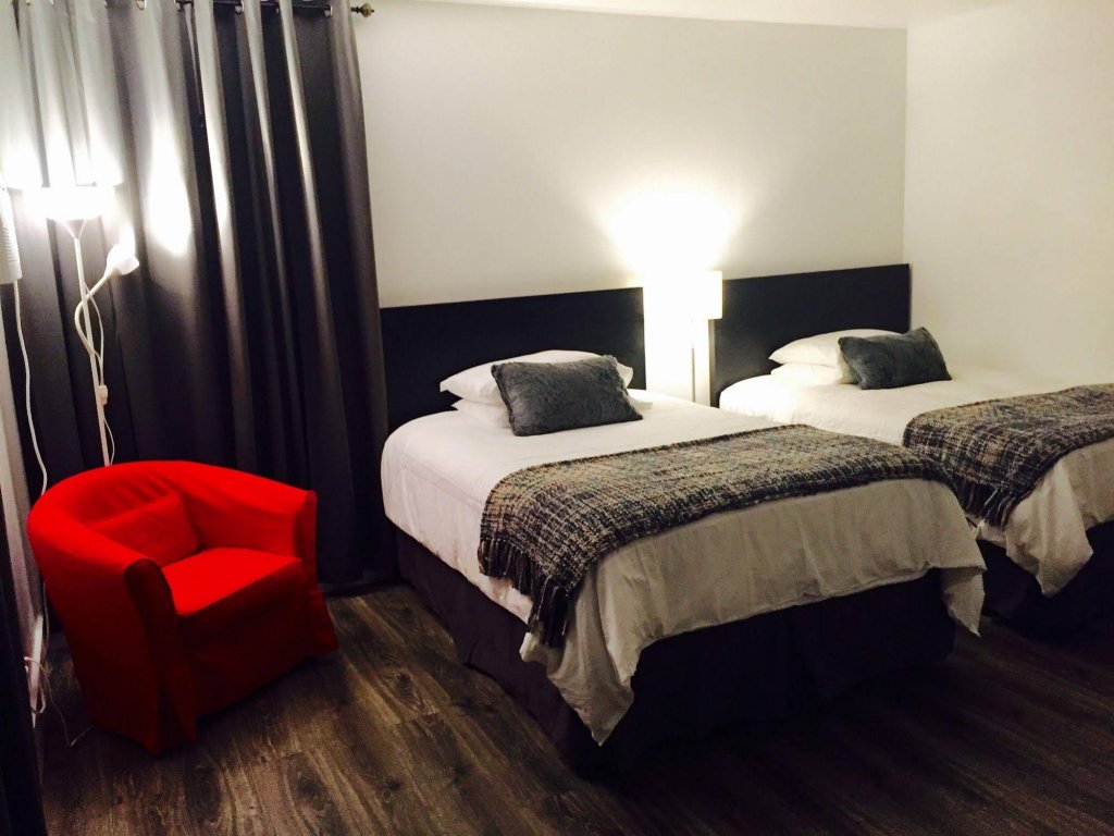 Фото Oasis Hotel