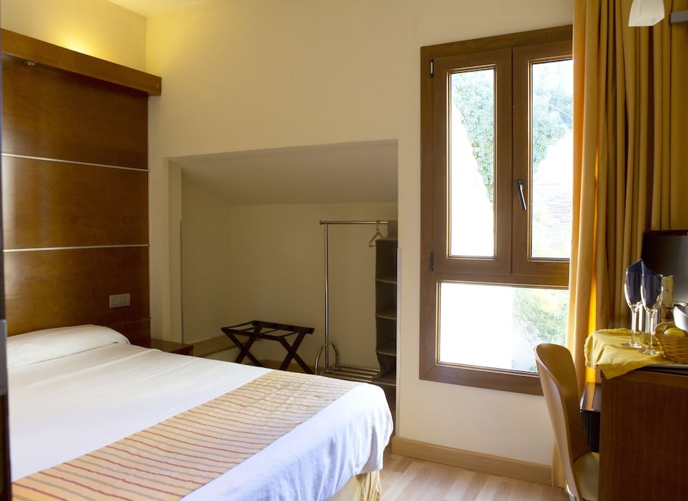 Фото Hotel Boutique Puerta de las Granadas